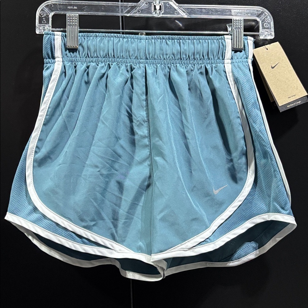 Nike Mid Rise 3” length,panty lined,mesh panel,elastic drawcord waist,running